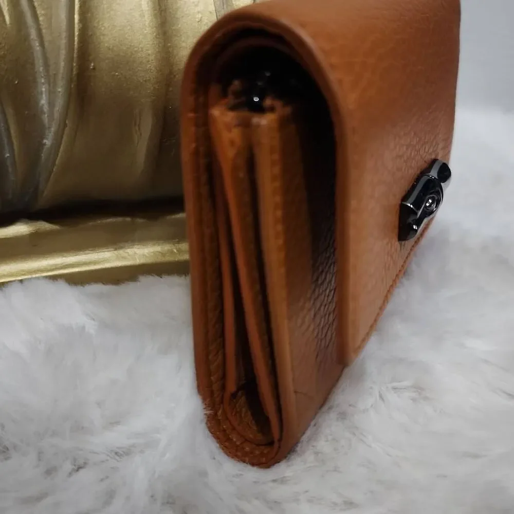 Longchamp tri fold